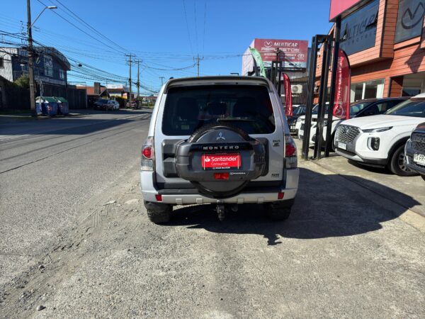 2016 MITSUBISHI MONTERO 4x4 3.2 AUT - Imagen 2