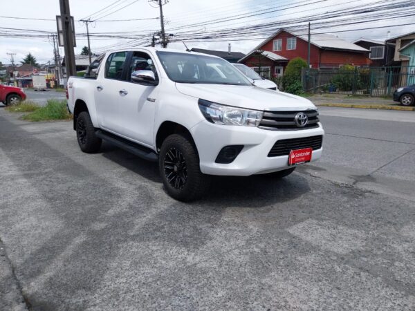 2017 TOYOTA  ALL NEW HILUX D CAB 4X4 2.4 DIESEL - Imagen 4