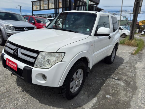 2009 Mitsubishi MONTERO 3.2 - Imagen 8