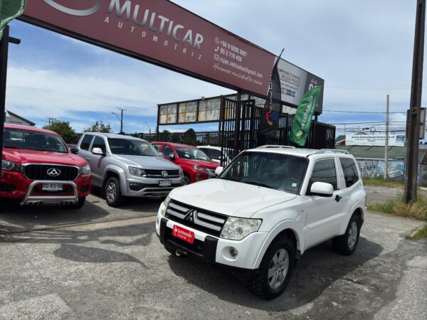 2009 Mitsubishi MONTERO 3.2