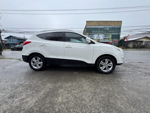 2012 HYUNDAI TUCSON AUT 4X4 2.0 BENCINA - Imagen 14