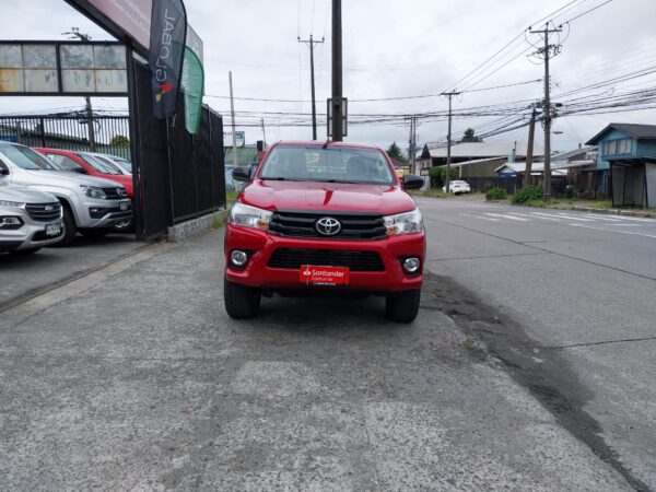 2021 TOYOYA  HILUX D CAB DX 4X4 2.4 - Imagen 9