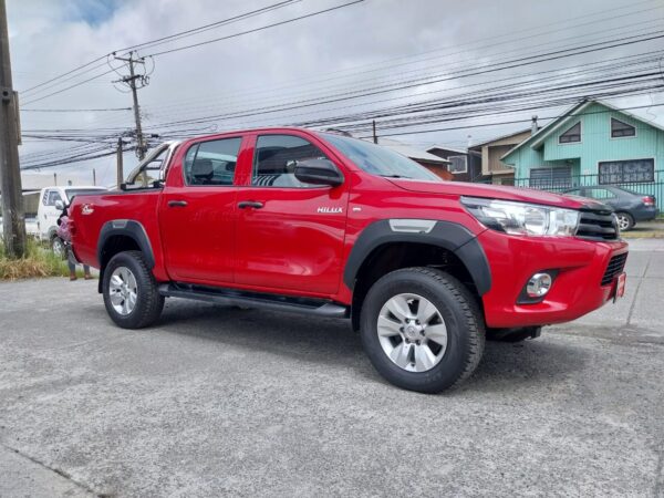 2021 TOYOYA  HILUX D CAB DX 4X4 2.4 - Imagen 5