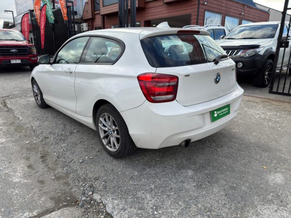 2015 BMW 114 I BUSINESS 1.6 - Imagen 3