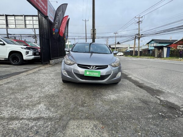 Hyundai ELANTRA GLS 1.8 AT 2014 - Imagen 4