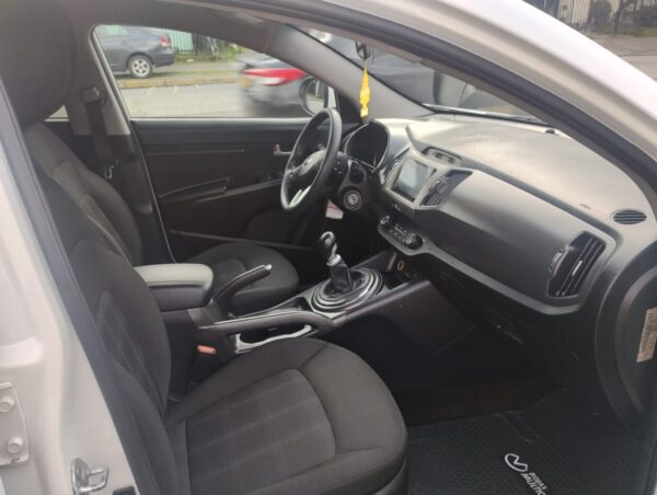 2014 KIA MOTORS SPORTAGE LX 4X4 2.0 - Imagen 6
