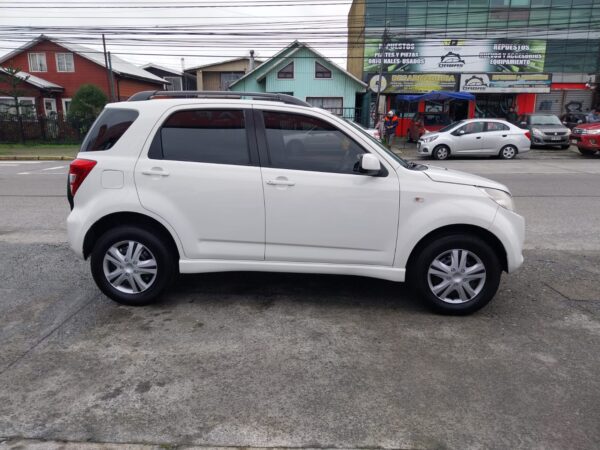 2008 Daihatsu TERIOS 1.5 AUT - Imagen 3