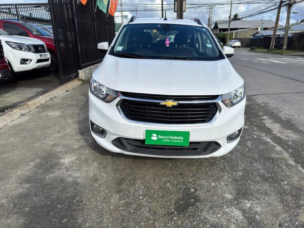 2022 Chevrolet Spin LTZ - Imagen 3