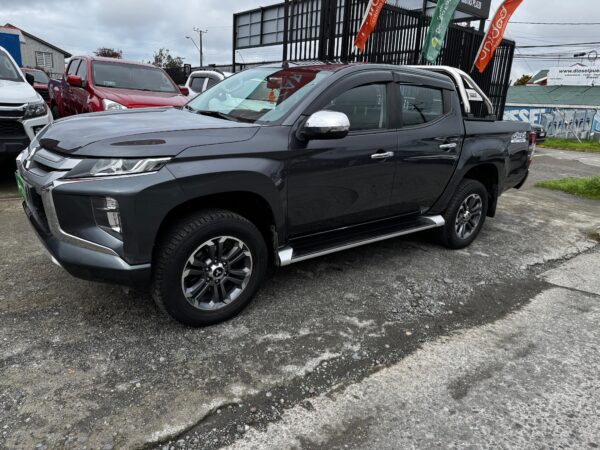 2020 Mitsubishi NEW L200 DAKAR CRS AUT 4X4 TDS 2.4 - Imagen 4