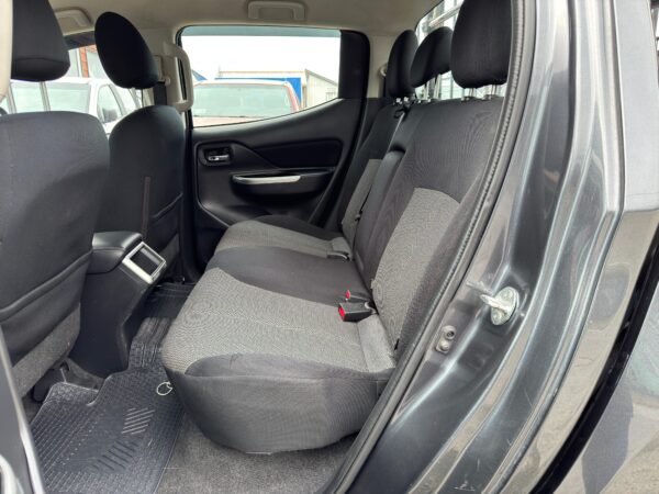 2020 Mitsubishi NEW L200 DAKAR CRS AUT 4X4 TDS 2.4 - Imagen 5