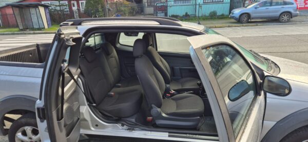 2018 Fiat Strada TREKKING DCAB 1.4 - Imagen 7