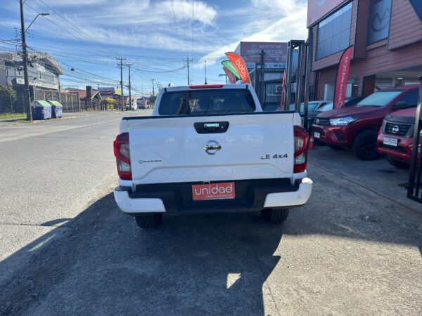2021 Nissan NP300 NAVARA DCAB 4X4 2.3 AUT - Imagen 6