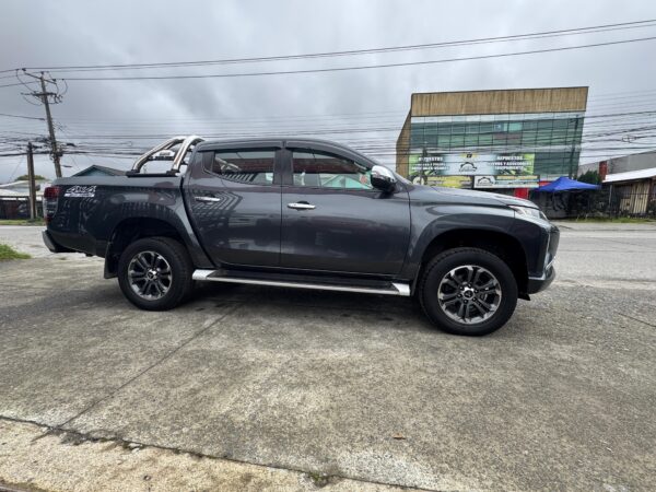 2020 Mitsubishi NEW L200 DAKAR CRS AUT 4X4 TDS 2.4 - Imagen 11