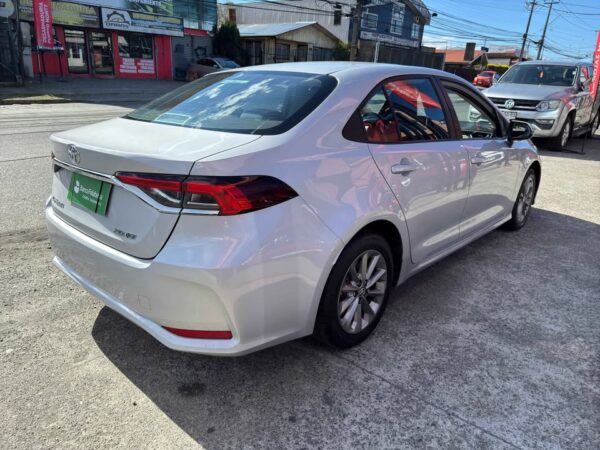 2022 Toyota Corolla 2.0 - Imagen 2