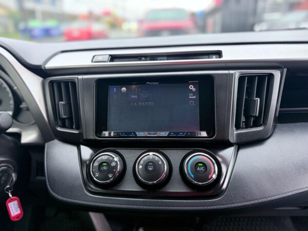 2018 Toyota RAV 4 2.0 - Imagen 3