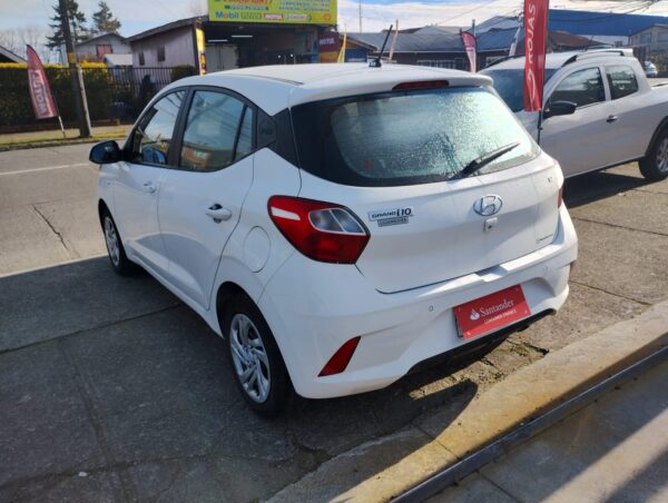 2022 Hyundai GRAND I10 HB FULL EQUIPO 1.2 - Imagen 13