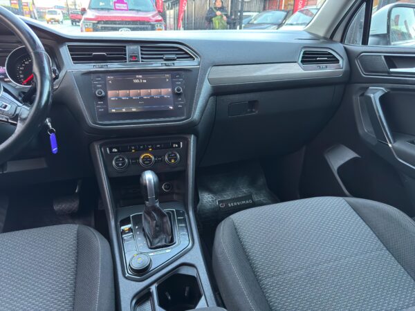 2019 Volkswagen TIGUAN 4X4 2.0 AUT - Imagen 10