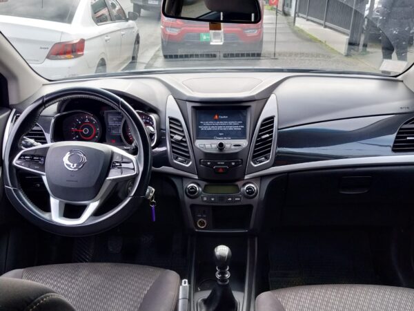 2019 SSANGYONG  KORANDO 2.2 DIESEL - Imagen 4