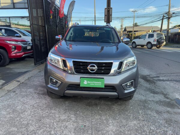 2017 Nissan NP300 D CAB LE 4X4 2.3 AT - Imagen 9