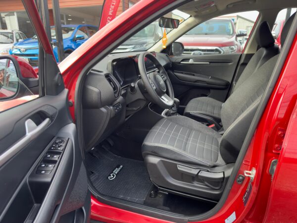 2024 KIA SONET EX.1.5 BENCINERO - Imagen 10