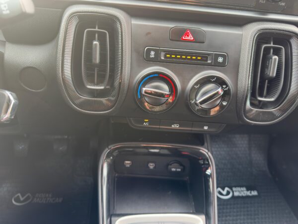 2024 KIA SONET EX.1.5 BENCINERO - Imagen 12
