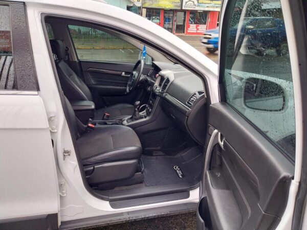 2015 Chevrolet CAPTIVA 5 LT 2.2D AWD 6MT DIESEL - Imagen 6