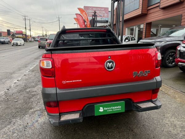 2021 Ram 700 SLT DCAB 1.4 - Imagen 2