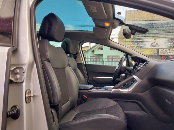 2017 Peugeot 3008 ALLURE BLUE HDI 1.6 AUT - Imagen 5