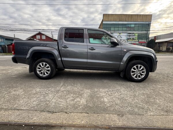 2021 Volkswagen AMAROK TRENDLINE 4X4 2.0 - Imagen 5