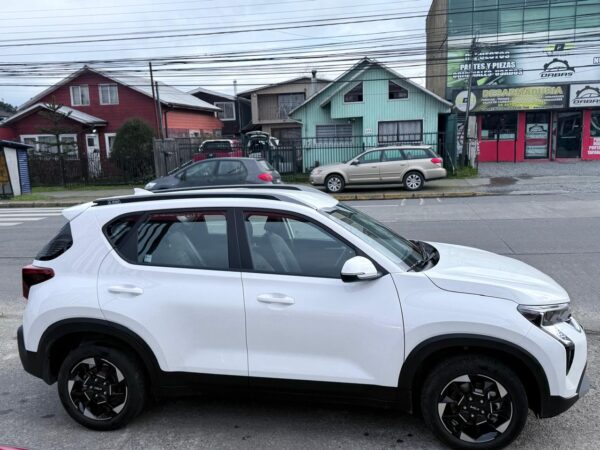 2025 KIA SONET 1.5 MT - Imagen 2