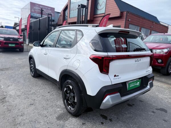2025 KIA SONET 1.5 MT - Imagen 6