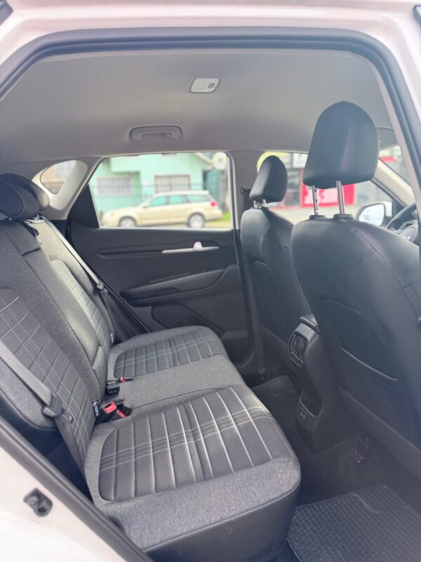 2025 KIA SONET 1.5 MT - Imagen 12