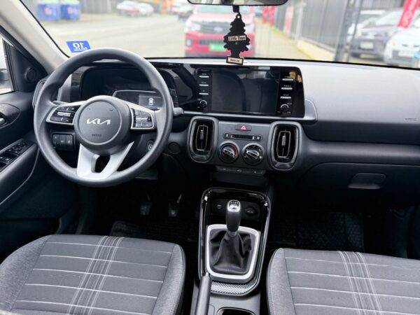 2025 KIA SONET 1.5 MT - Imagen 13