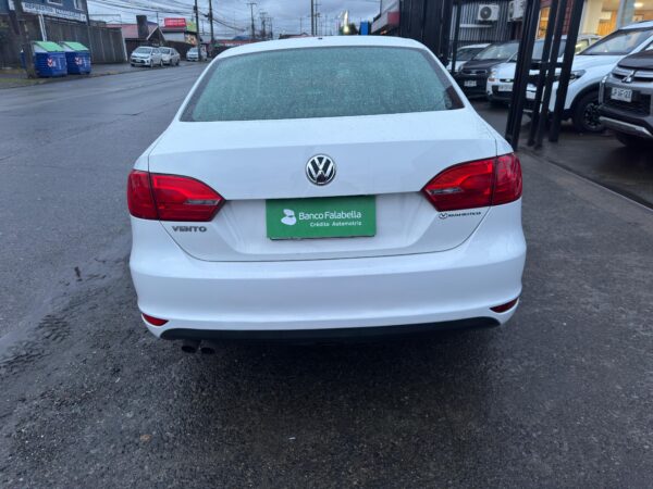 2013 Volkswagen VENTO TRENDLINE 2.0 - Imagen 2