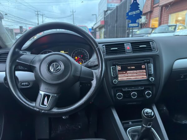 2013 Volkswagen VENTO TRENDLINE 2.0 - Imagen 7