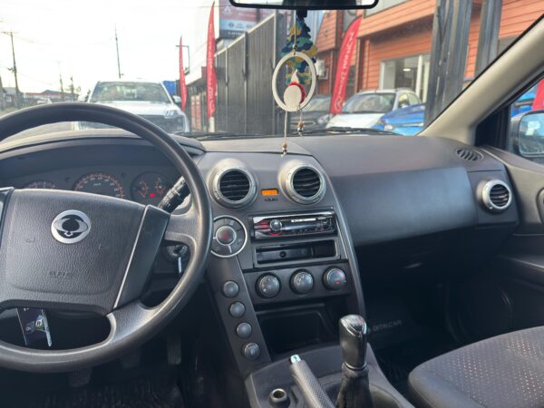 2012 Ssangyong ACTYON SPORT 2.0 - Imagen 8
