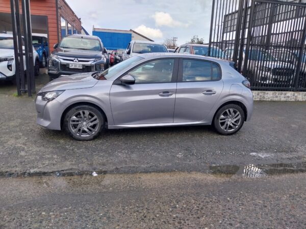 2022 Peugeot BENCINA 208 PURETECH 75 1.2 - Imagen 4