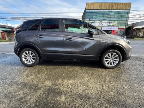2023 Opel BENCINA CROSSLAND MT6 1.2T - Imagen 4