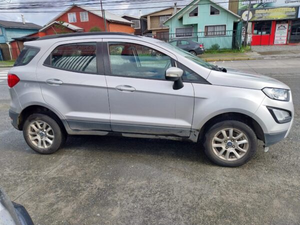 2018 Ford ECOSPORT S 1.5 - Imagen 5