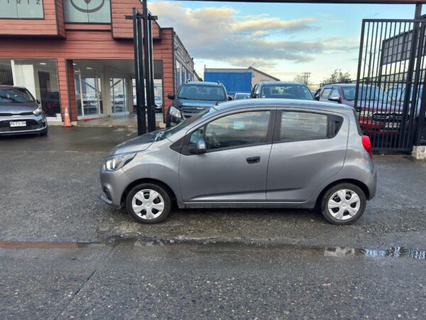 2019 Chevrolet SPARK GT LT 1.2 - Imagen 6