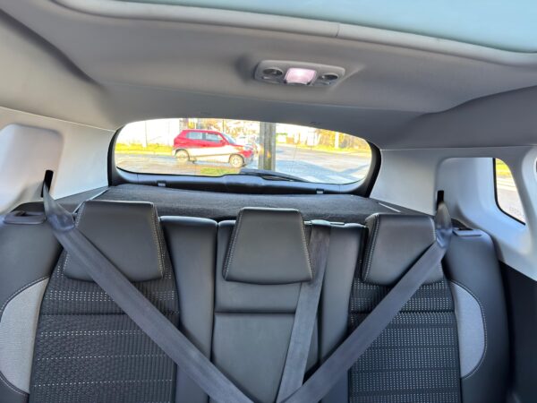 2017 Peugeot  2008 ALLURE 1.2 - Imagen 11