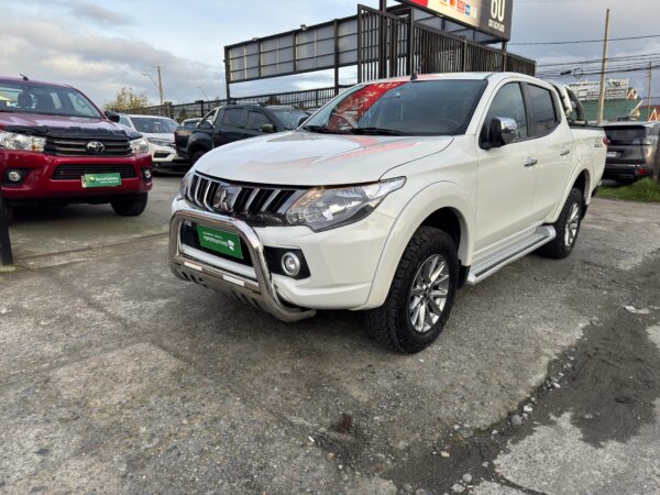 2018 Mitsubishi  L200 DAKAR 4X4 2.4 AUT - Imagen 5