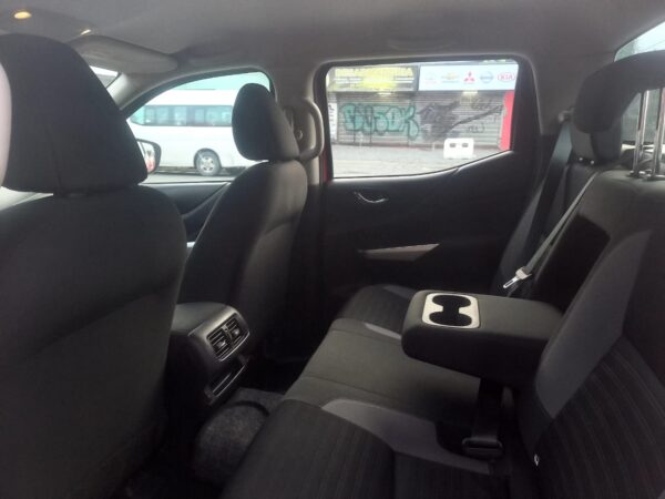 2022 Nissan NAVARA D CAB MT 4X4 2.3 - Imagen 7