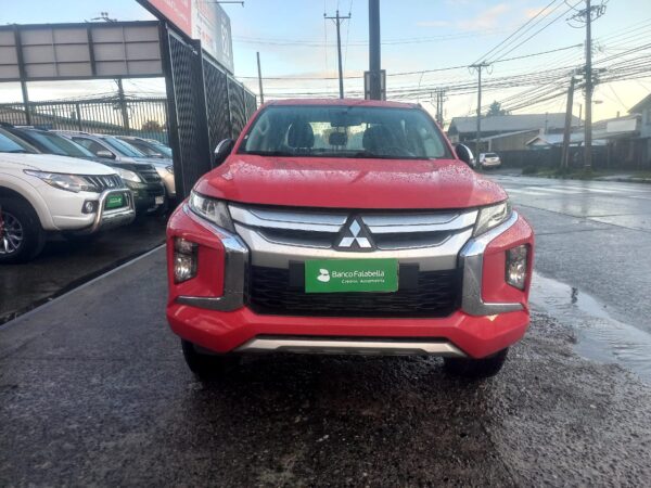 2020 Mitsubishi L200 KATANA CRT 4X4 2.4 - Imagen 2