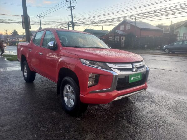 2020 Mitsubishi L200 KATANA CRT 4X4 2.4 - Imagen 3
