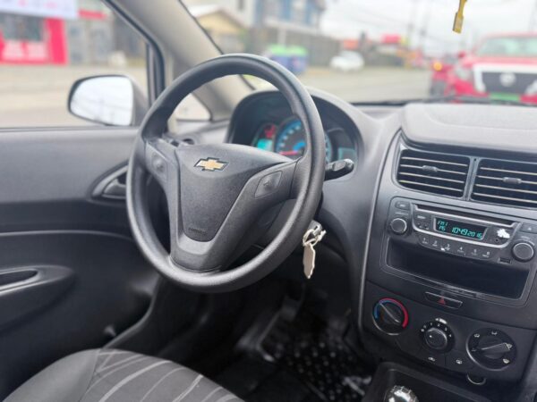 2017 Chevrolet SAIL LS 1.4 - Imagen 11