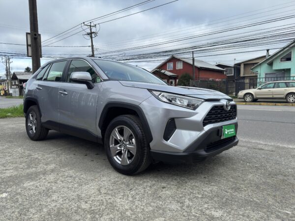 2025 Toyota RAV4 4X2 2.0 AUT - Imagen 4