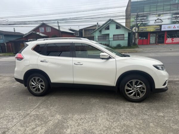 2017 Nissan  XTRAIL 4X4 2.5 AUT - Imagen 14