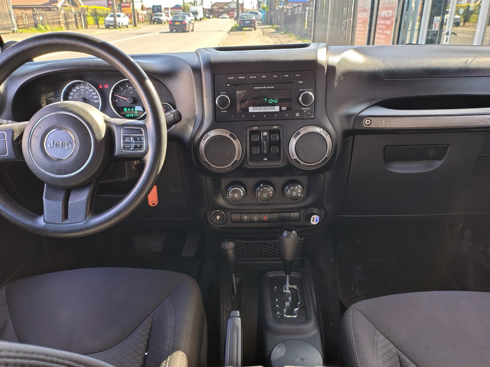 2013 Jeep BENCINAWRANGLER UNLTD SPORT 4X4 3.6 AUT - Imagen 3