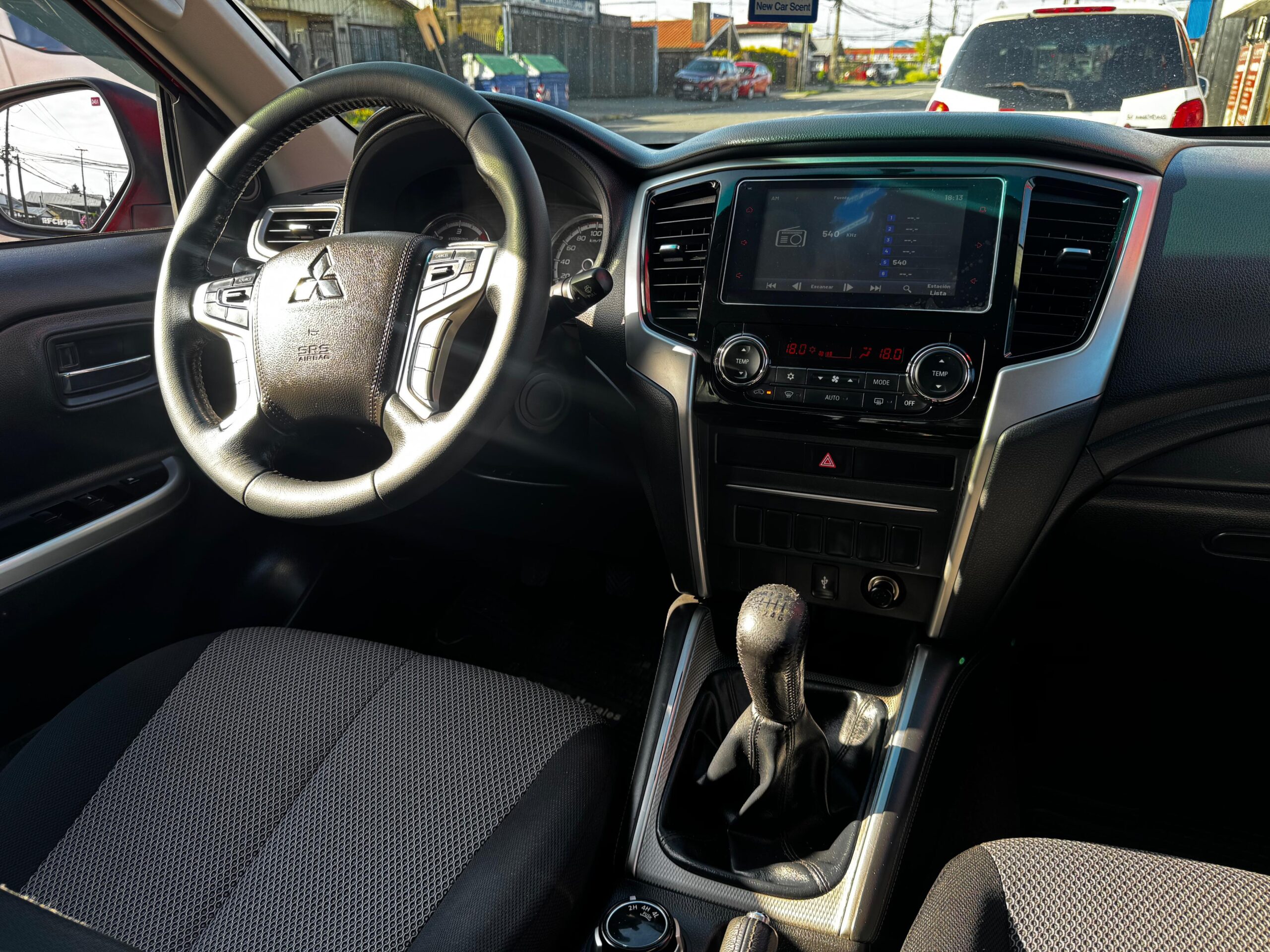 2022 Mitsubishi DIESEL L200 DAKAR 4X4 2.4 - Imagen 7